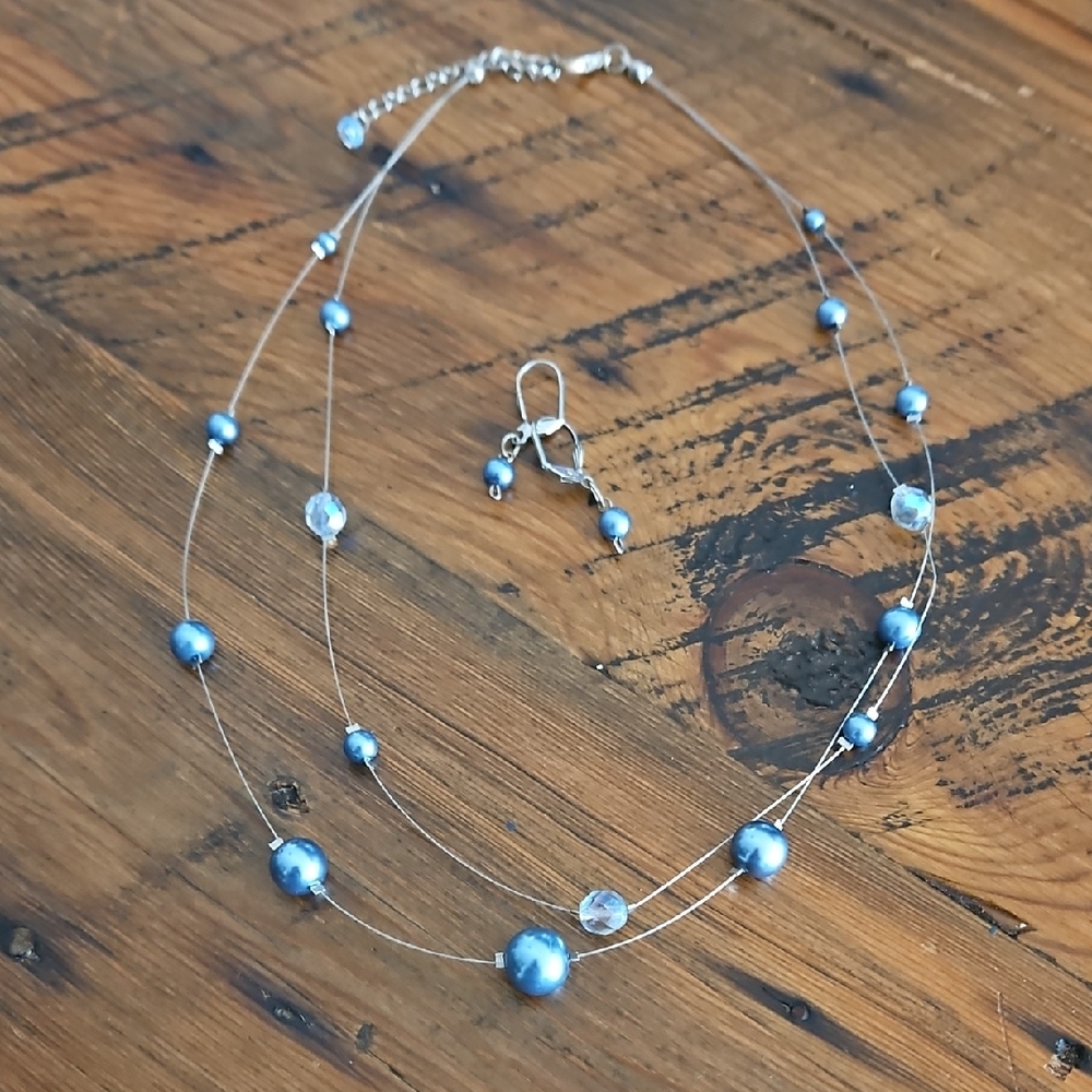 🕶️Blue and Silver Minimalist Necklace with Turquoise Beads